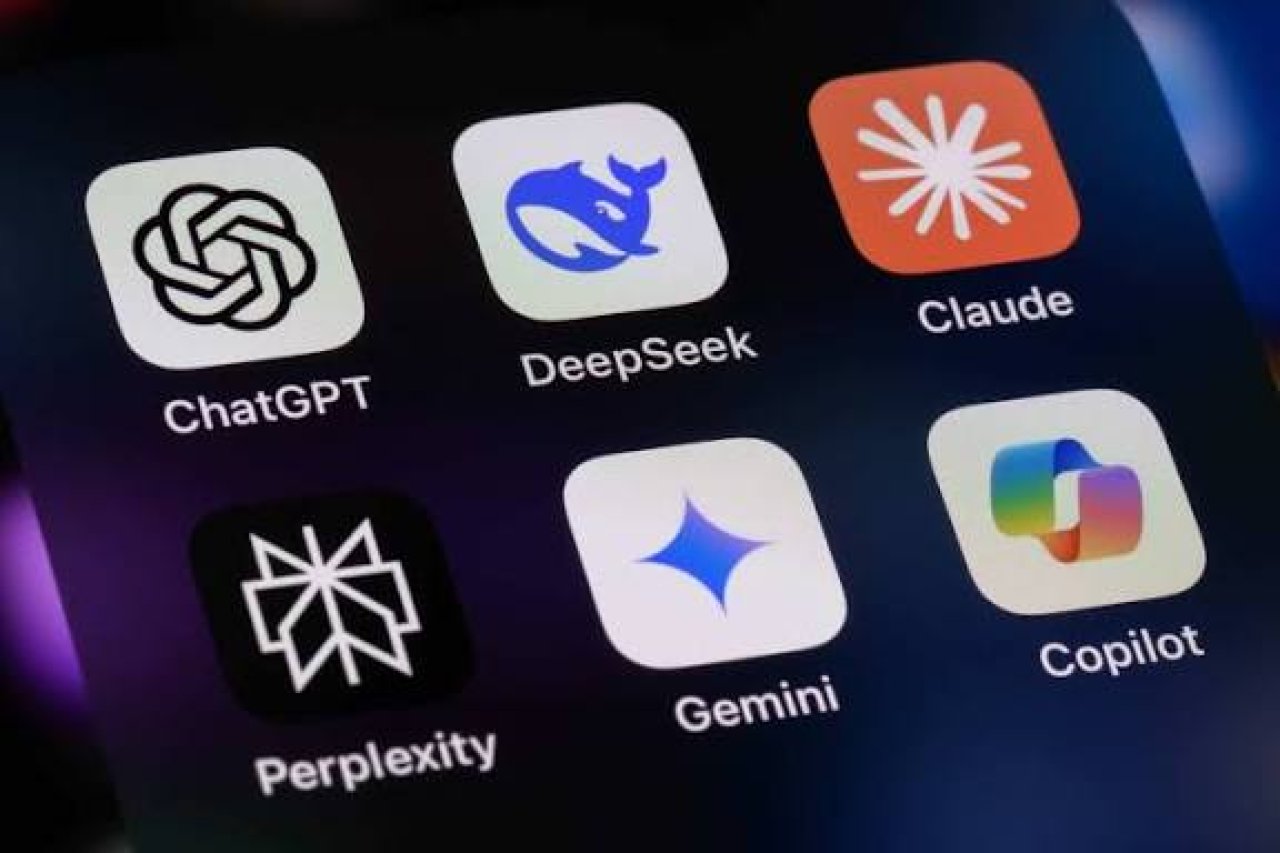 Step-by-Step Guide: Build Custom Apps Without Coding Using DeepSeek & Quests